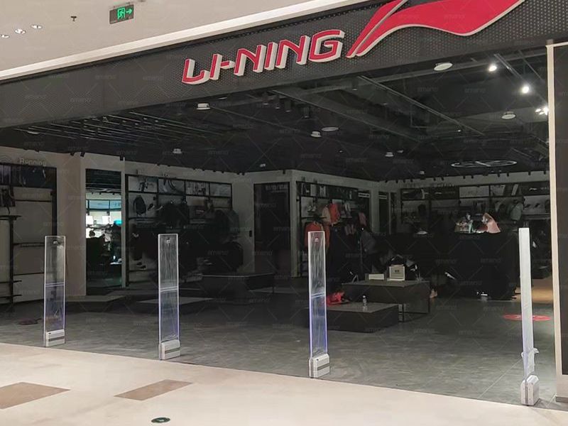 Il negozio del marchio Li Ning ha installato il dispositivo antifurto magnetico acustico cubico AM9800